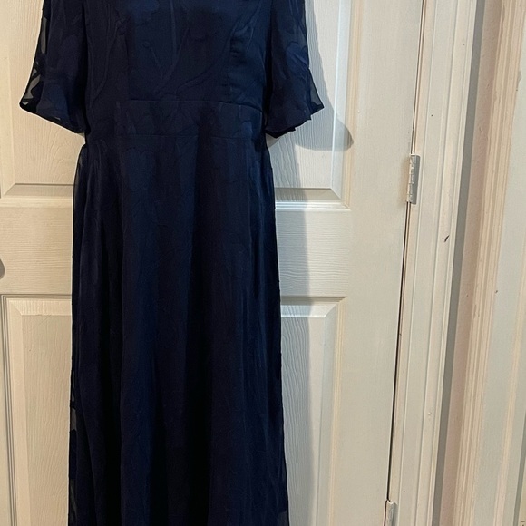 Chic Long Sleeve Navy Dress - Picture 2 of 9